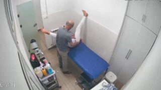 Old Doctor Cam Fuck – Pussy Kissing Video